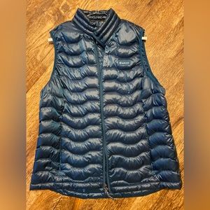Ariat women’s puffer vest